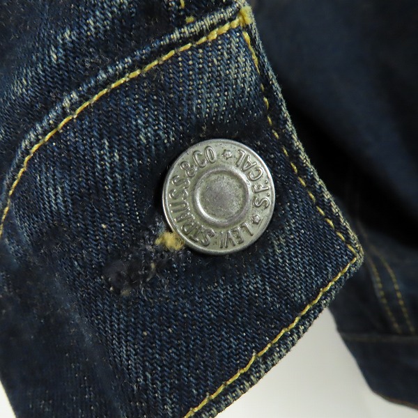 実際に弊社で買取させて頂いたLEVI’S/リーバイス 506XX  1st/ファースト 復刻 デニムジャケット Gジャン 555刻印/40の画像 6枚目