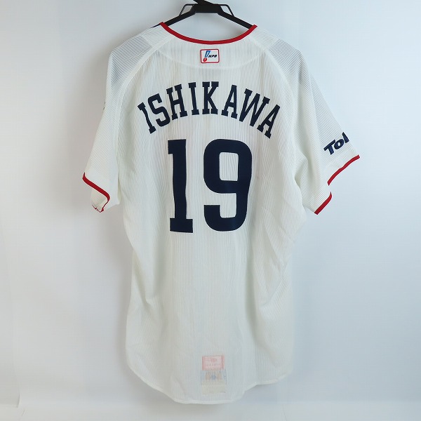 実際に弊社で買取させて頂いたDESCENTE ×BEAMS/デサント×ビームス NPBマーク 東京ヤクルトスワローズ ホーム ユニフォーム #19 石川雅規 L-118の画像 1枚目