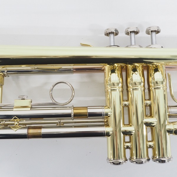 実際に弊社で買取させて頂いたメーカー不明 トランペット ゴールド ハードケース付の画像 7枚目