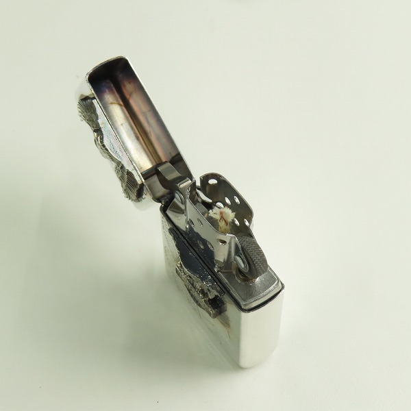 実際に弊社で買取させて頂いたZIPPO/ジッポー HARLEY DAVIDSON/ハーレーダビッドソン LIMITED EDITION/限定版 缶ケース入り 1995年製の画像 4枚目