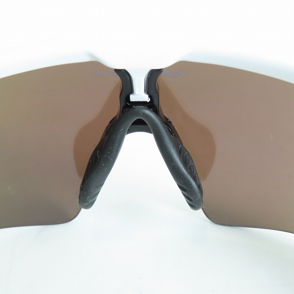 実際に弊社で買取させて頂いたOAKLEY/オークリー サングラス レーダーEVパス OO9208-5738の画像 4枚目