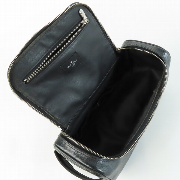 実際に弊社で買取させて頂いた【難あり】LOUIS VUITTON/ルイヴィトン ダミエ グラフィット トワレポーチ セカンドバック N47625の画像 3枚目