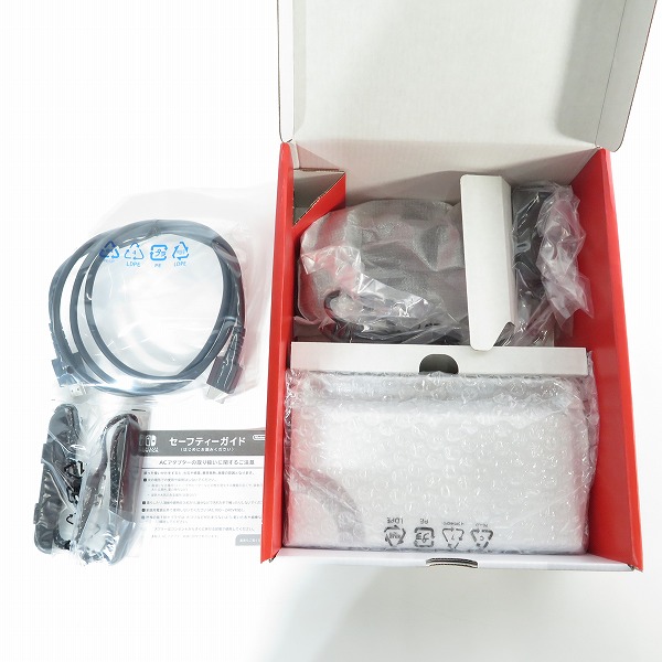 実際に弊社で買取させて頂いた任天堂 Nintendo Switch/ニンテンドースイッチ 有機ELモデル ホワイト 本体 HEG-S-KAAAA【簡易動作確認済】の画像 6枚目