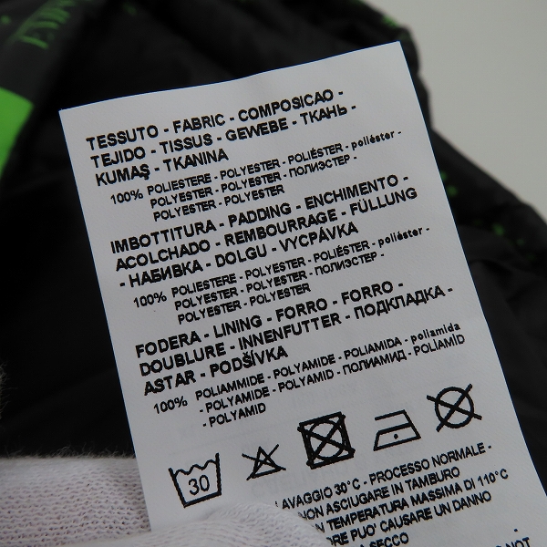 実際に弊社で買取させて頂いたEMPORIO ARMANI/エンポリオアルマーニ EA7 中綿ジャケット 6LPB05 XLの画像 4枚目