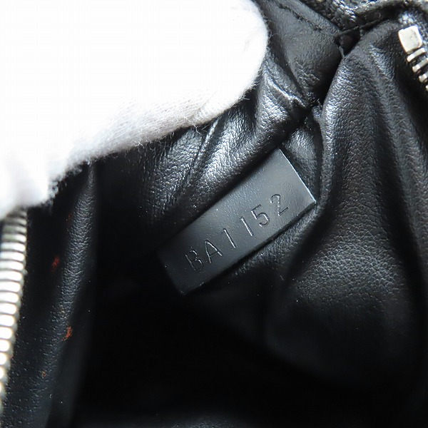 実際に弊社で買取させて頂いた【難あり】LOUIS VUITTON/ルイヴィトン ダミエ グラフィット トワレポーチ セカンドバック N47625の画像 5枚目