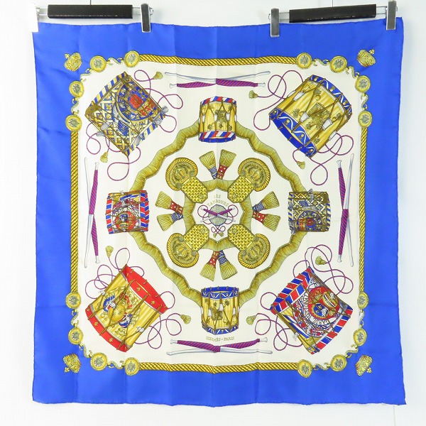 実際に弊社で買取させて頂いたHERMES/エルメス カレ90 les tambours タンブールの太鼓 大判スカーフ/ストール