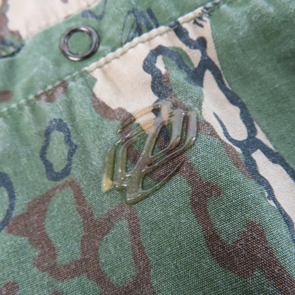 実際に弊社で買取させて頂いたZOO YORK×futura/ズーヨーク×フューチュラ カモフラ 半袖シャツ /Mの画像 6枚目