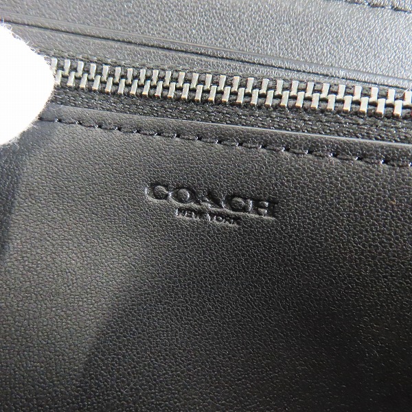実際に弊社で買取させて頂いたCOACH/コーチ シグネチャー ラウンドジップ 長財布の画像 5枚目