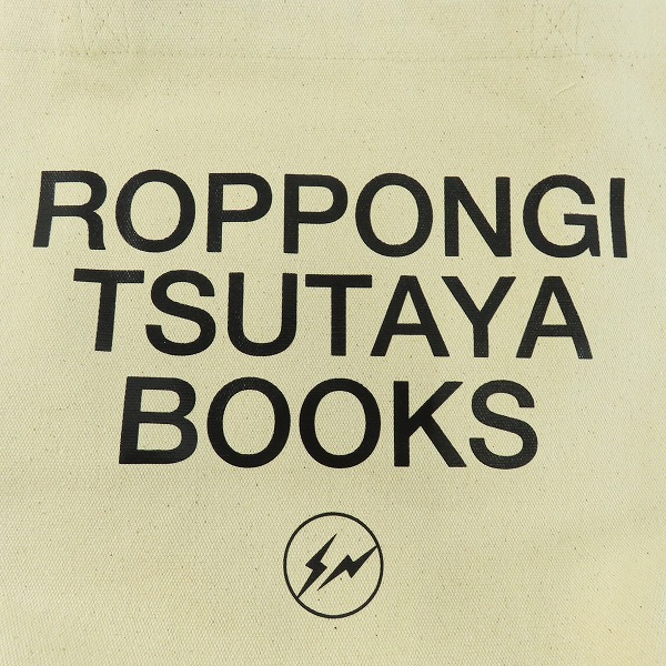 実際に弊社で買取させて頂いた(2)六本木 蔦屋書店 × fragment design/フラグメントデザイン トートバッグ ベージュ系の画像 4枚目