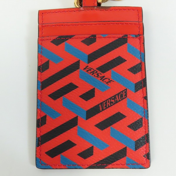 実際に弊社で買取させて頂いたVERSACE/ヴェルサーチ ラ グレカ シグネチャー カードケース/パスケース/ストラップ付 1004249 1A01444