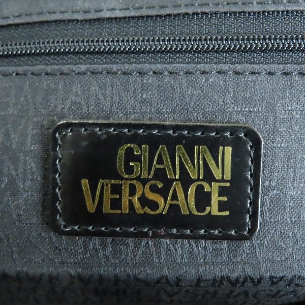 実際に弊社で買取させて頂いたGIANNI VERSACE/ジャン二ヴェルサーチ ヴィンテージ レザーミニリュックサックの画像 4枚目