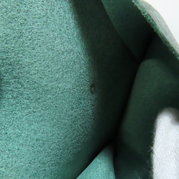 実際に弊社で買取させて頂いたIL BISONTE/イルビゾンテ レザー グリーン 二つ折り財布/ウォレットの画像 8枚目