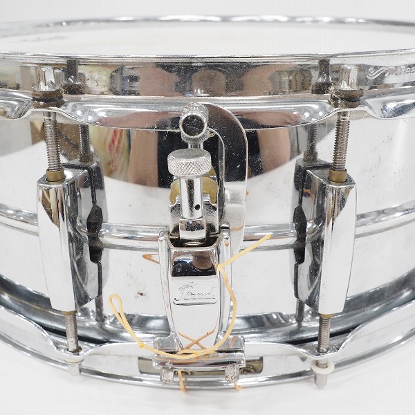 実際に弊社で買取させて頂いた【難有り】Pearl/パール SensiTone Custom Alloy Steel Shell/スチールシェル スネアドラム 14x5.5インチの画像 3枚目