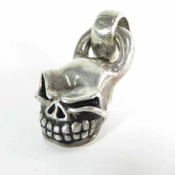 実際に弊社で買取させて頂いたSTARLINGEAR/スターリンギア マイクロスカルペンダント