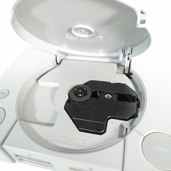 実際に弊社で買取させて頂いた【難有り】SONY/ソニー PlayStation/PS1/プレイステーション 本体 SCPH-5500 コントローラー付きの画像 2枚目