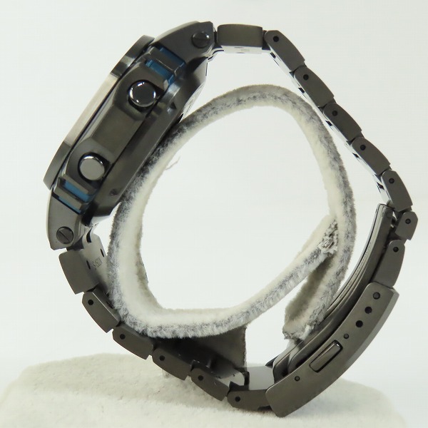 実際に弊社で買取させて頂いた【保証期間内】G-SHOCK/Gショック MR-G 青墨 タフソーラー/Bluetooth搭載 腕時計 MRG-B5000BA-1JRの画像 2枚目