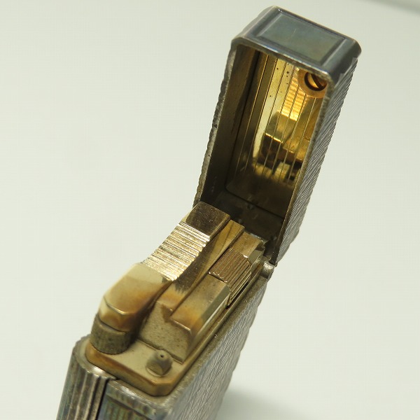 実際に弊社で買取させて頂いたS.T.Dupont/デュポン LINE1/ライン1 ラージ ガスライターの画像 5枚目