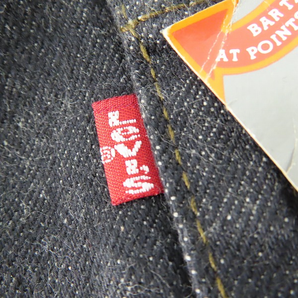 実際に弊社で買取させて頂いた【未使用】LEVIS/リーバイス 501 米国製 ボタン裏刻印525ブラックデニムパンツ 501-0658/W34L30の画像 6枚目