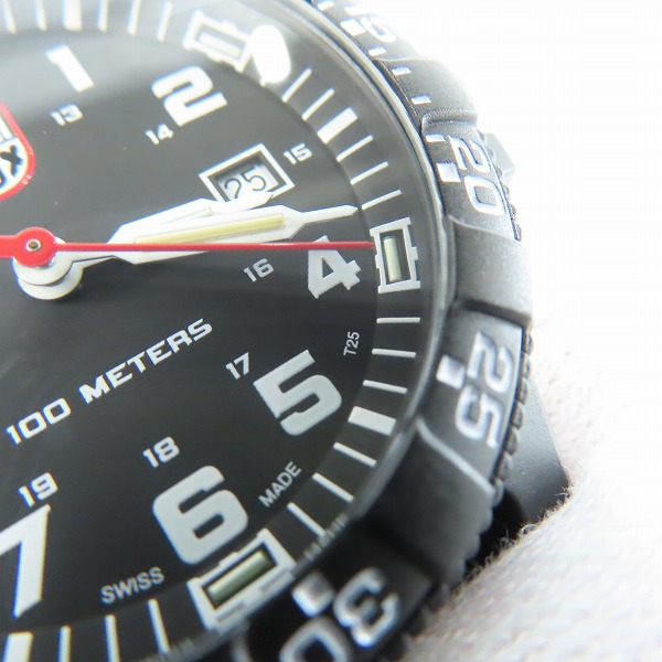 実際に弊社で買取させて頂いたLUMI NOX/ルミノックス XS.0321.L 腕時計の画像 4枚目