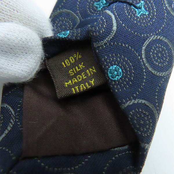 実際に弊社で買取させて頂いたLOUIS VUITTON/ルイヴィトン 総柄 シルク100％ ネクタイの画像 4枚目