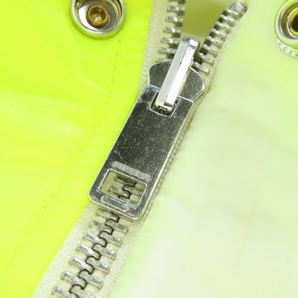 実際に弊社で買取させて頂いたDIESEL/ディーゼル  ダメージ加工 リバーシブル パテッド MA-1ジャケット J-ROSS-REV 00SAS1/Lの画像 8枚目