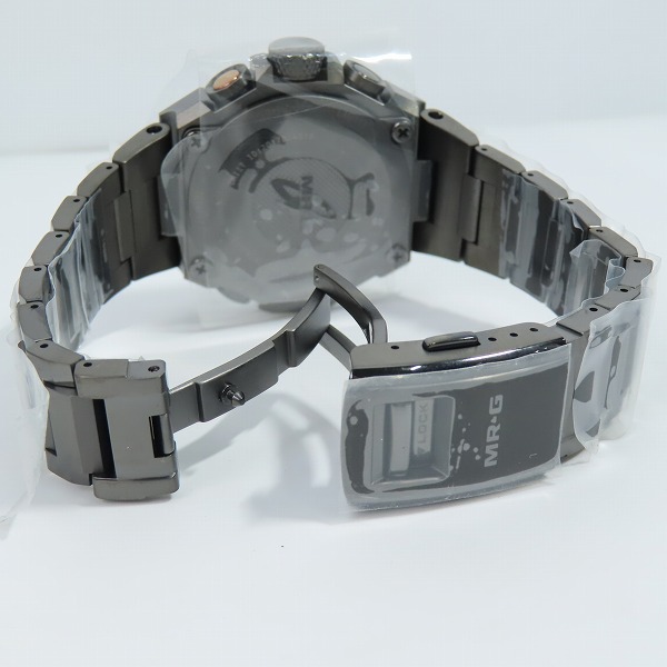 実際に弊社で買取させて頂いた【未使用】G-SHOCK/Gショック MR-G Bluetooth搭載 電波ソーラー フルメタル MRG-B1000B-1AJRの画像 4枚目