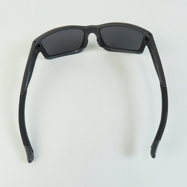 実際に弊社で買取させて頂いたOAKLEY/オークリー フェラーリ コレクション CHAINLINK/チェーンリンク サングラス OO9252-10の画像 3枚目