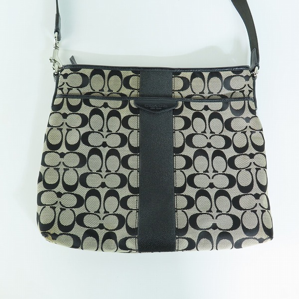 実際に弊社で買取させて頂いたCOACH/コーチ シグネチャー柄 ショルダー ファイルバッグ F28502