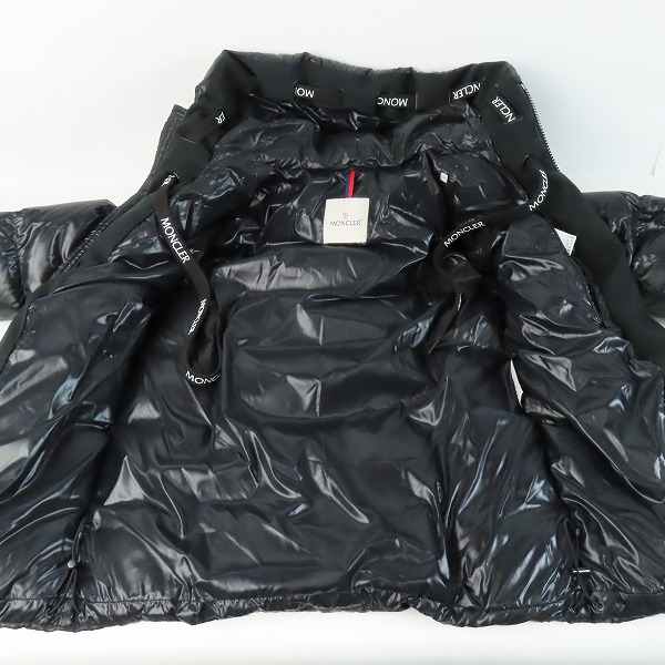 実際に弊社で買取させて頂いたMONCLER/モンクレール DOUGNAC ダウンジャケット G20911A00055-68950/1の画像 6枚目