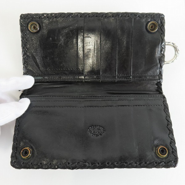 実際に弊社で買取させて頂いた【ギャランティ付き】LEATHERS AND TREASURES/レザーズ＆トレジャーズ ライオン バイカーウォレット サメ革/財布の画像 3枚目