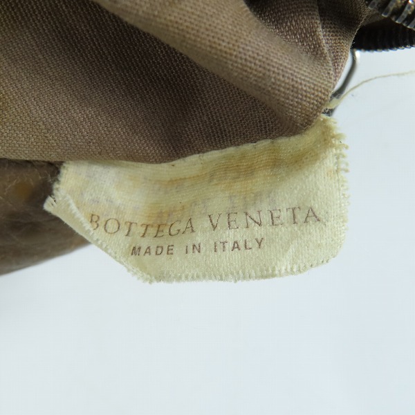 実際に弊社で買取させて頂いたBOTTEGA VENETA/ボッテガヴェネタ イントレチャート レザー セカンドバッグ ブラウンの画像 5枚目