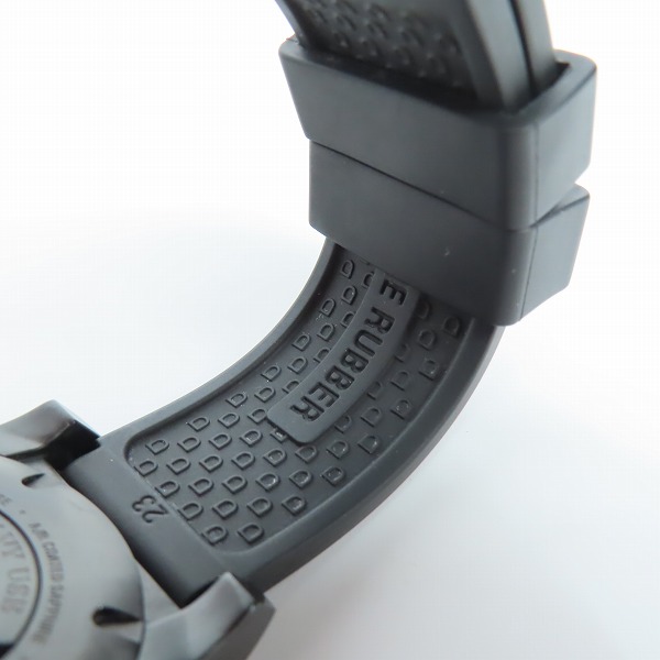 実際に弊社で買取させて頂いたLUMINOX/ルミノックス AUTHORIZED FOR NAVY USE ネイビーシールズ クォーツ/腕時計 4220 SERIES の画像 6枚目