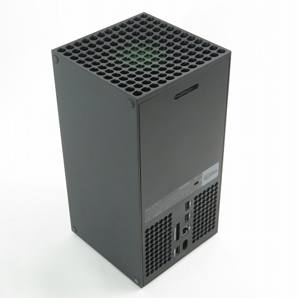 実際に弊社で買取させて頂いたMicrosoft/マイクロソフト Xbox Series X 1TB SSD 本体 Model 1882【簡易動作確認済】の画像 2枚目