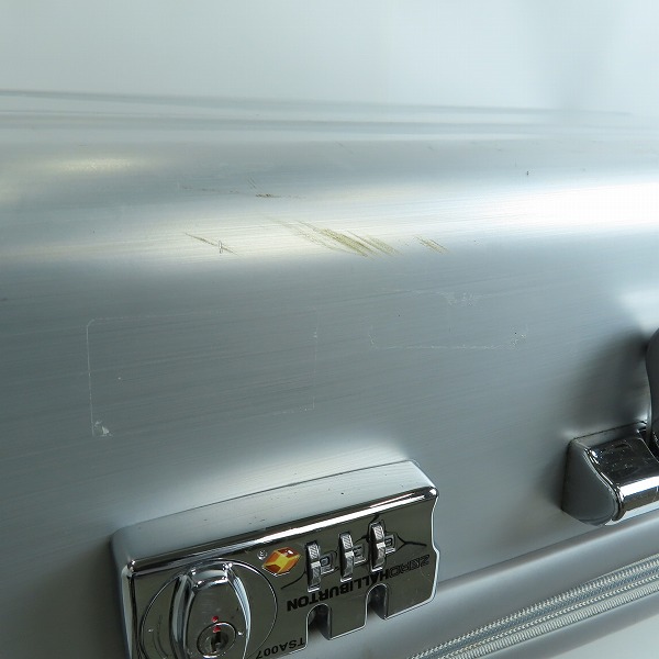 実際に弊社で買取させて頂いたZERO HALLIBURTON/ゼロハリバートン ZRP-Z キャリーバッグ スーツケースの画像 8枚目