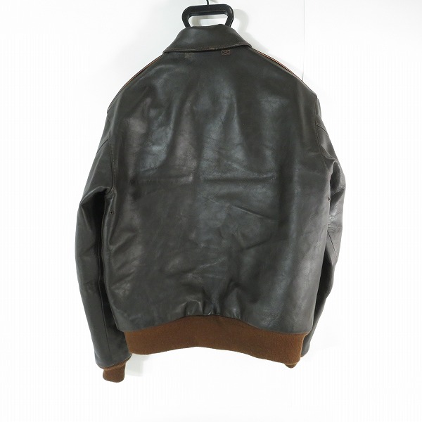 実際に弊社で買取させて頂いたTHE REAL McCOY'S/ザ リアルマッコイズ A-2 model 220 レザー フライトジャケット MJ22001 /42の画像 1枚目