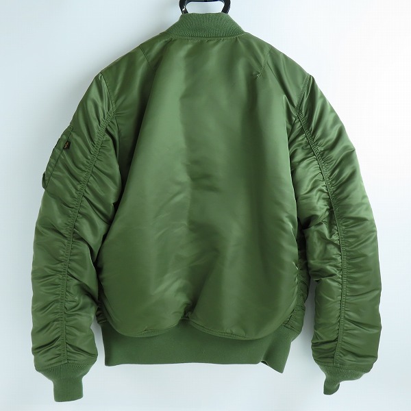 実際に弊社で買取させて頂いたALPHA INDUSTRIES/アルファインダストリーズ リバーシブル TIGHT MA-1/フライトジャケット 20004-403 Lの画像 1枚目