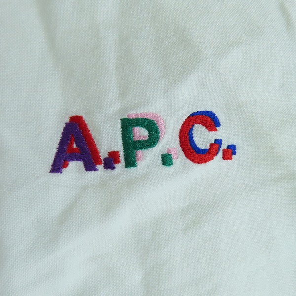 実際に弊社で買取させて頂いたA.P.C./アーペーセー カラーロゴ刺繍 長袖 シャツ/Mの画像 5枚目