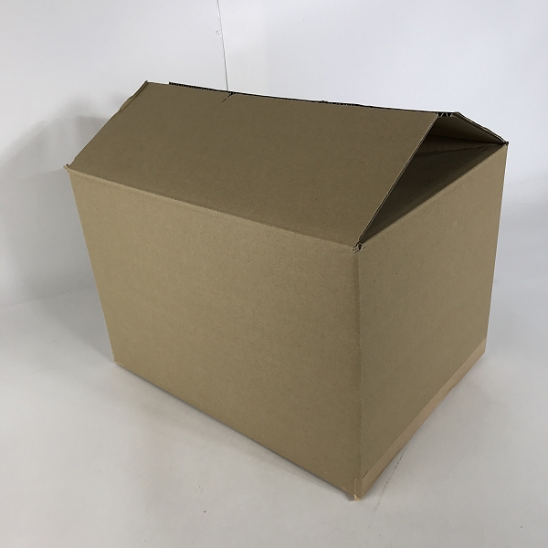 実際に弊社で買取させて頂いた【おまとめ】ナイキ/アディダス/ルコックスポルティフ 他 パンツ/Tシャツ/ポロシャツ 等の画像 2枚目