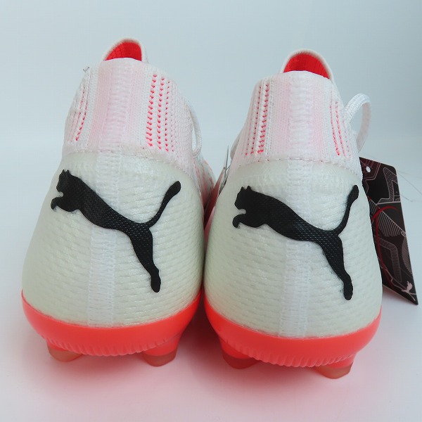 実際に弊社で買取させて頂いた【未使用】PUMA/プーマ FUTURE ULTIMATE HG/AG フューチャーアルティメット  サッカー用 スパイク 107357-01 24.5の画像 1枚目