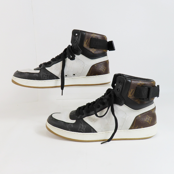 実際に弊社で買取させて頂いたLOUIS VUITTON/ルイヴィトン モノグラム 切替 リヴォリ・ライン ハイカット スニーカー 1A44VS/8の画像 3枚目