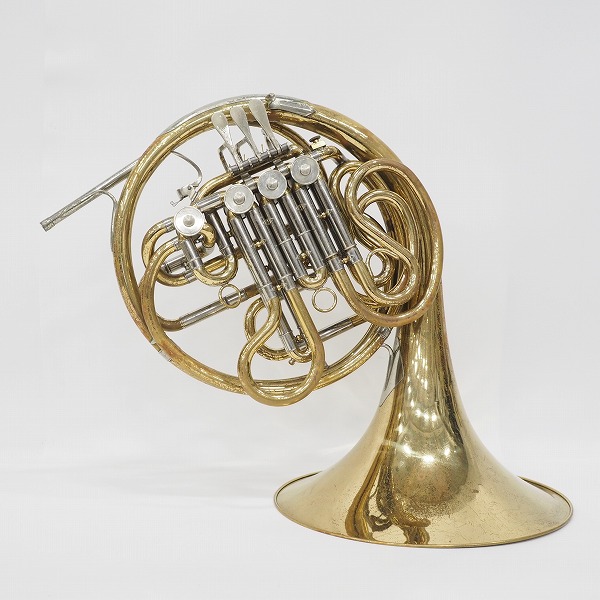 実際に弊社で買取させて頂いた★【使用感有り】YAMAHA/ヤマハ YHR-661/YHR661 フルダブルホルン ハードケース付きの画像 1枚目