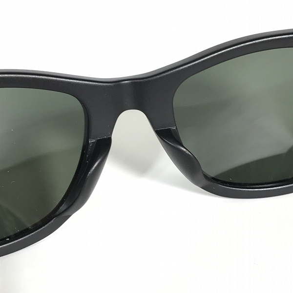 実際に弊社で買取させて頂いたRay-Ban/レイバン WAYFARER/ウェイファーラー サングラス/アイウェア マットブラック RB2140-F 901-Sの画像 4枚目