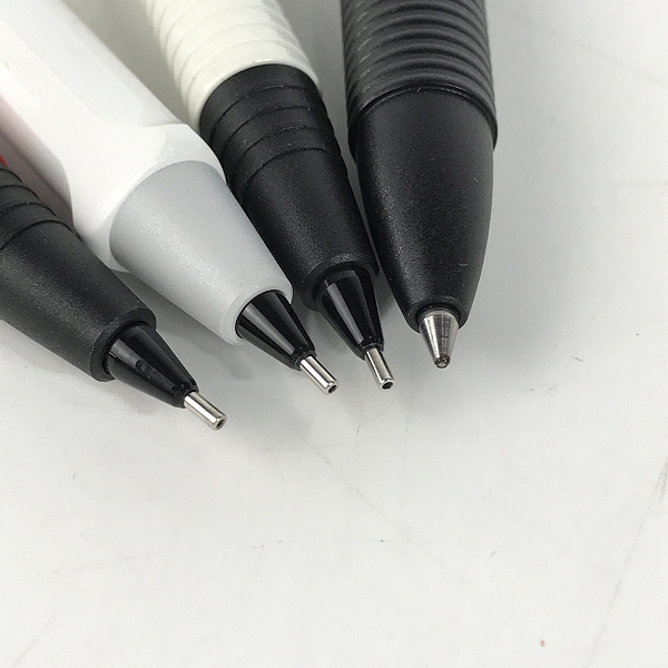 実際に弊社で買取させて頂いた【おまとめ4点】LAMY/ラミー ホワイト/レッドボディ  ボールペン/シャープペンの画像 3枚目