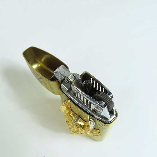 実際に弊社で買取させて頂いたRONSON/ロンソン 牙狼/ガロ フェイス オイルライター ゴールドの画像 4枚目