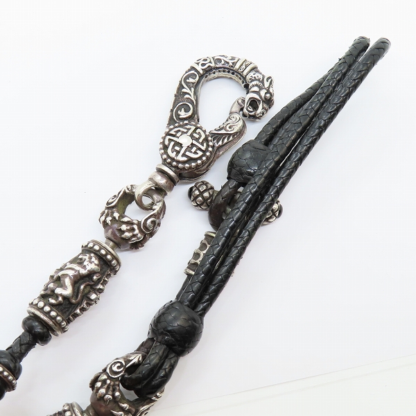 実際に弊社で買取させて頂いた【ギャラ付】レザーズ＆トレジャーズ 4ライオンブレイデッドビーズウォレットチェーン w/ケルティッククリップの画像 2枚目