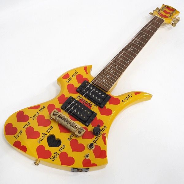 実際に弊社で買取させて頂いた★Burny FERNANDES/バーニー Yellow Heart Jr イエローハートhideモデル アンプ内蔵ミニエレキギター
