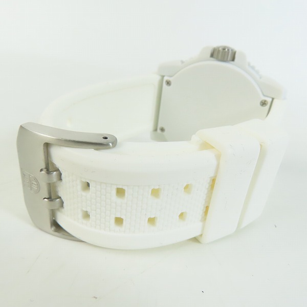 実際に弊社で買取させて頂いたLUMINOX/ルミノックス NAVY SEALS/ネイビーシールズ 腕時計/ウォッチ ホワイト 3050/3950の画像 2枚目