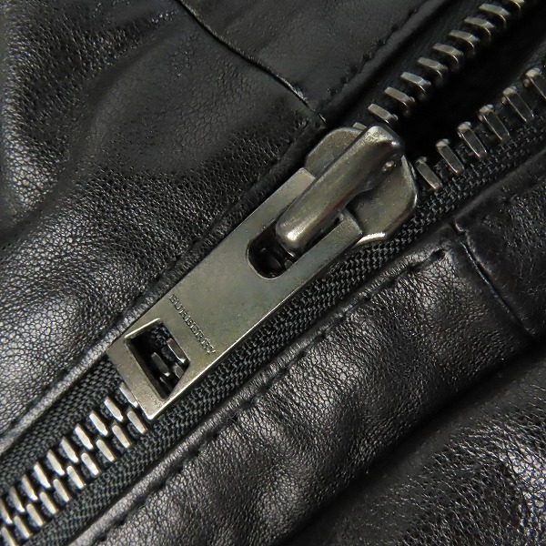 実際に弊社で買取させて頂いたBURBERRY LONDON/バーバリーロンドン ジップアップ ブルゾン レザージャケット A1F71-416-09 Lの画像 7枚目