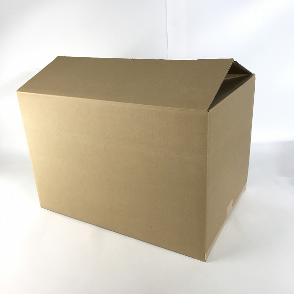 実際に弊社で買取させて頂いた【おまとめ】Christian Dior/YVES SAINT LAURENT/GIORGIO ARMANI 等 テーラードジャケット コートの画像 3枚目