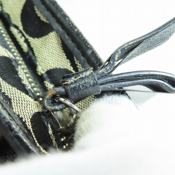 実際に弊社で買取させて頂いたCOACH/コーチ シグネチャー柄 ショルダー ファイルバッグ F28502の画像 7枚目